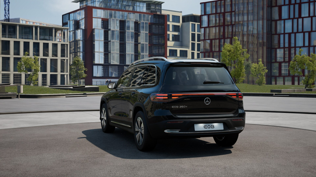 Mercedes-Benz Eqb