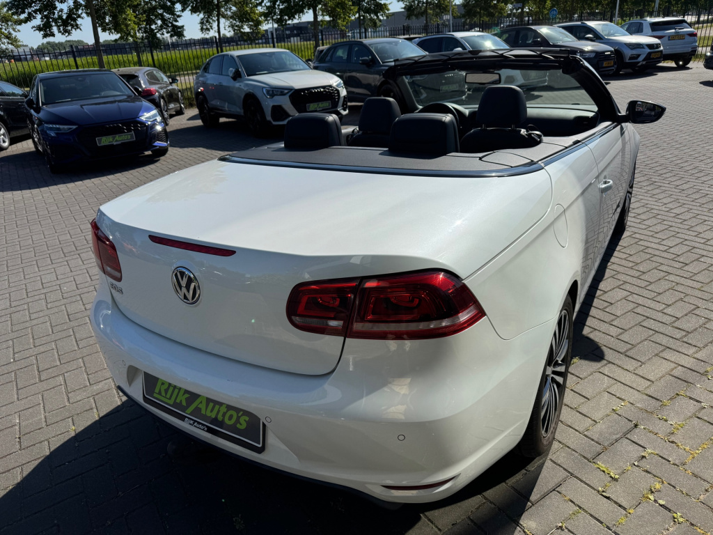 Volkswagen Eos