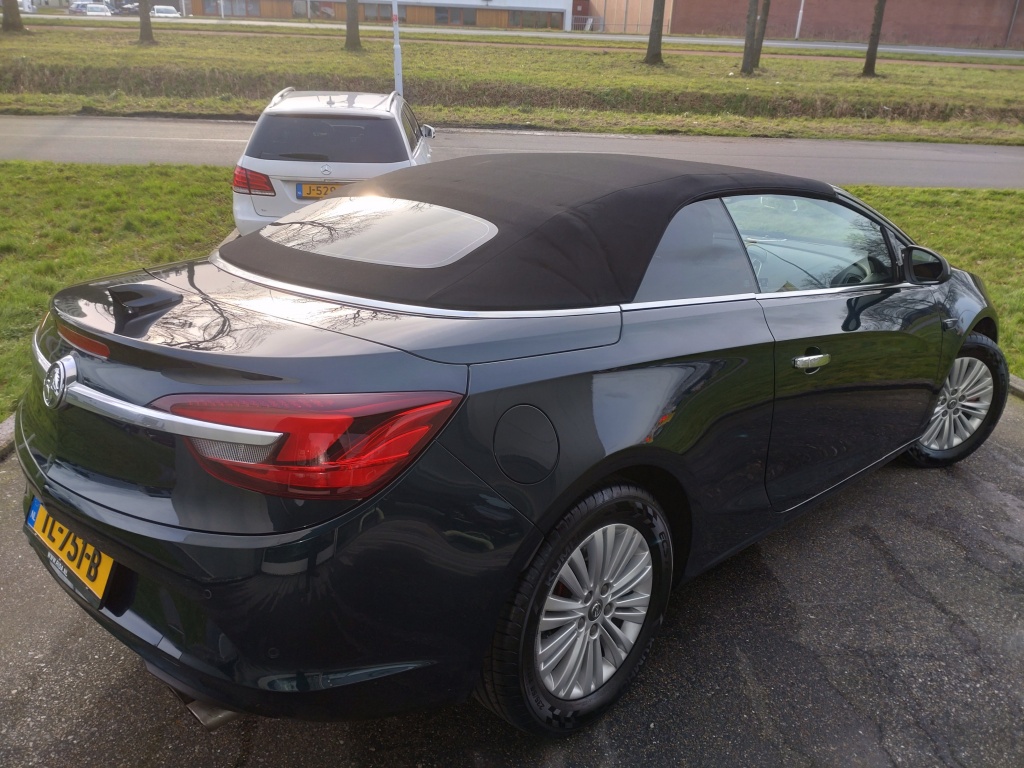 Opel Cascada