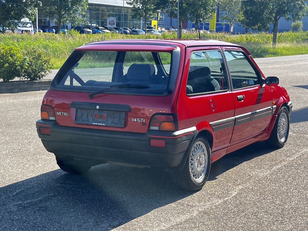 Rover 100
