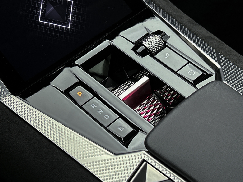 Ds Ds 4