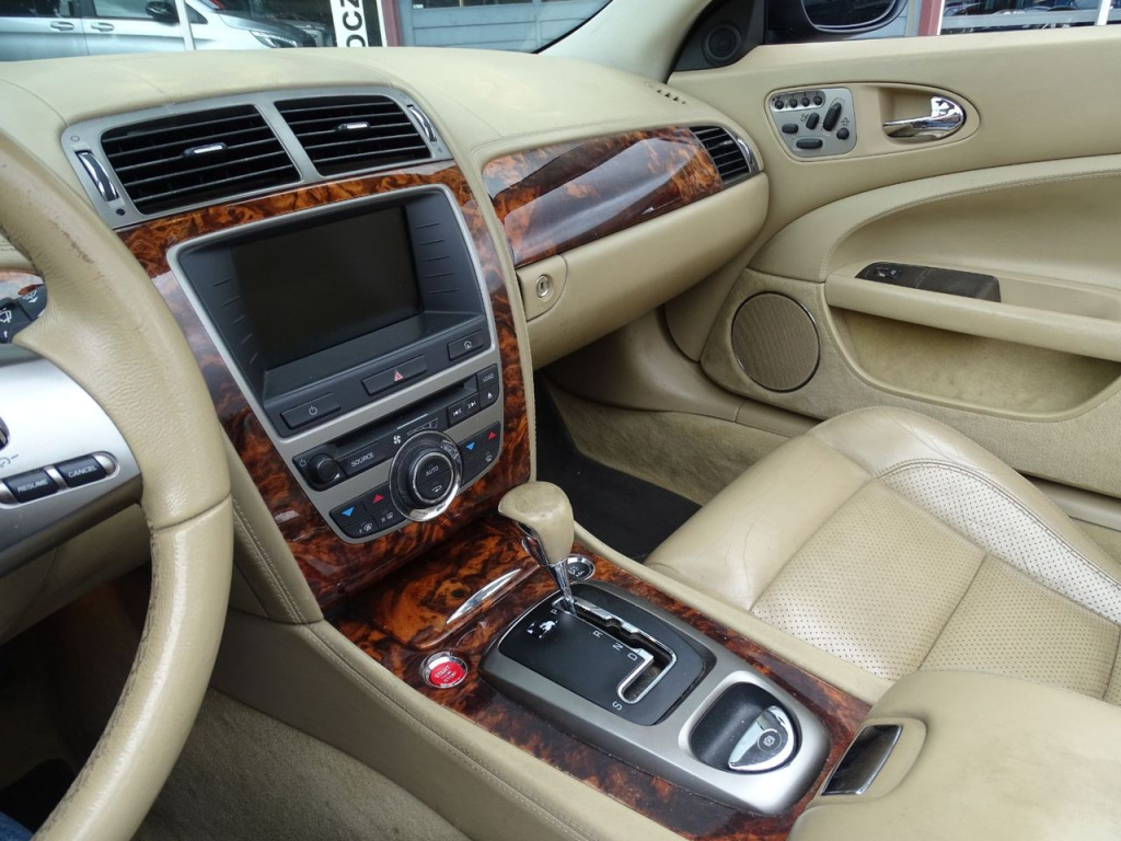 Jaguar Xk