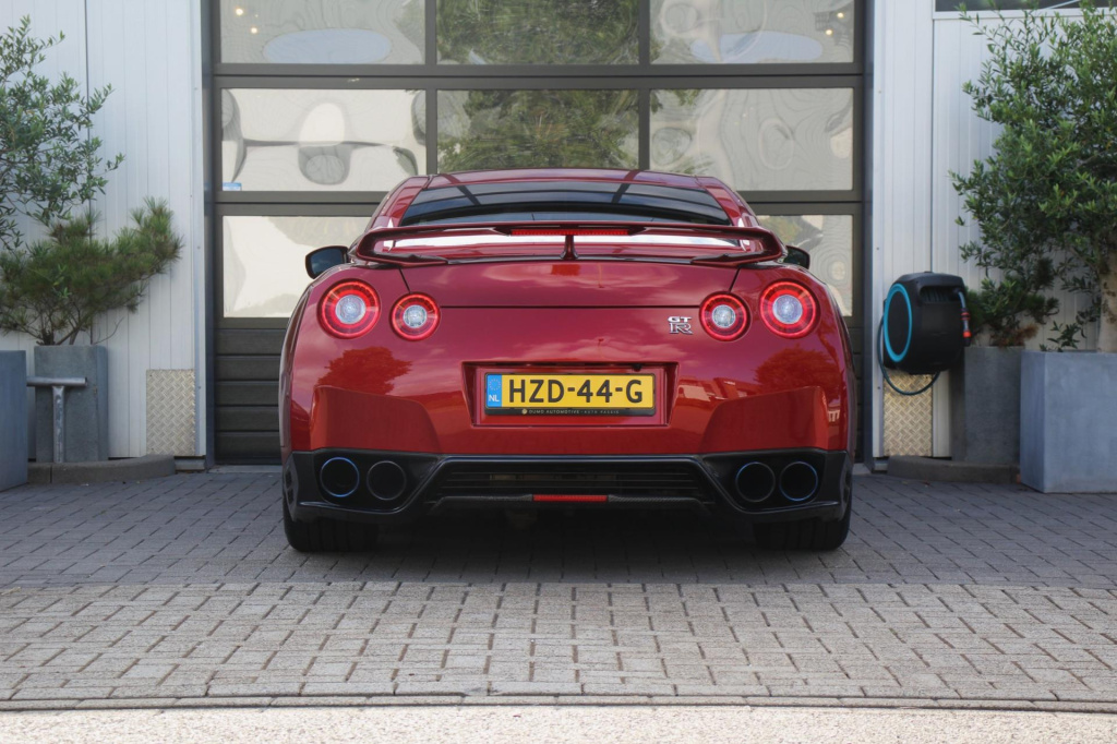 Nissan Gt-r
