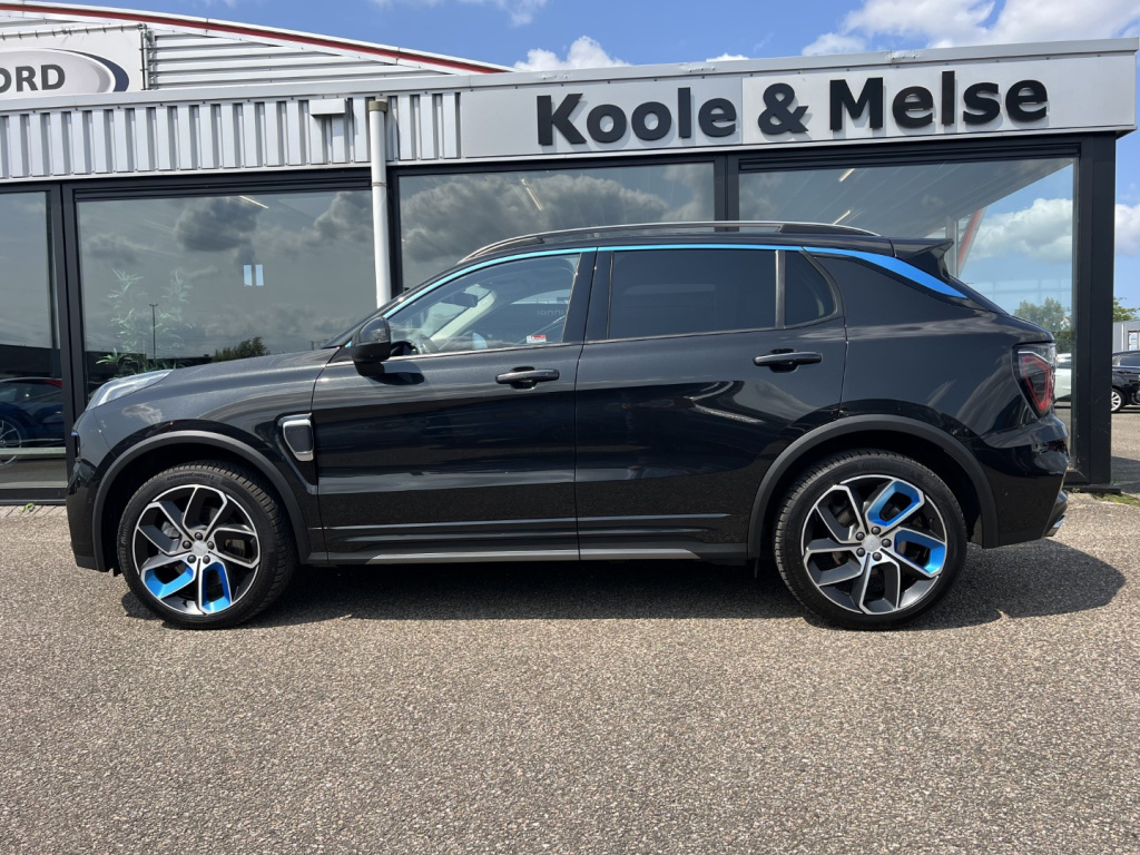 Lynk & Co 01