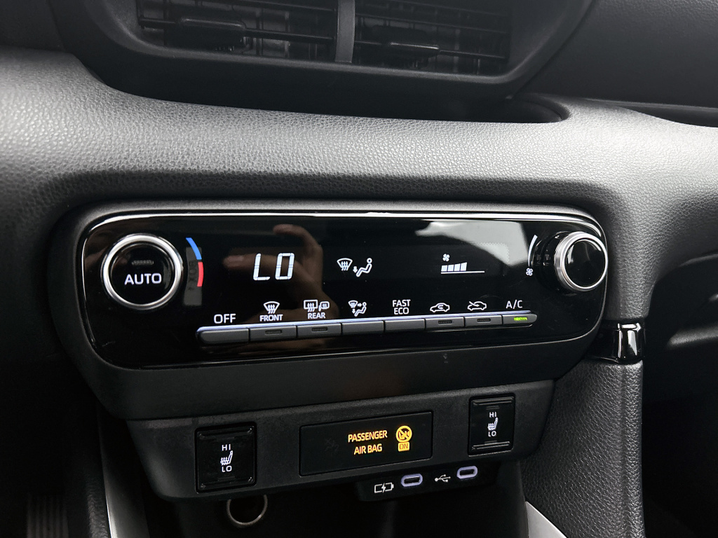 Mazda 2 Hybrid