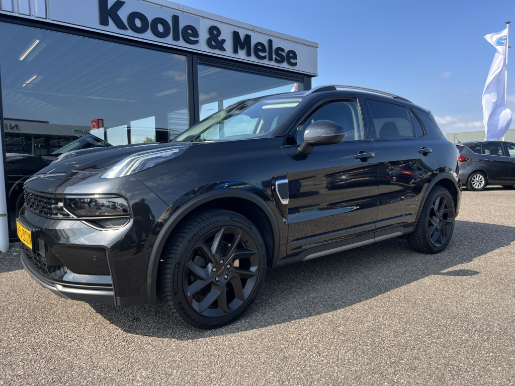 Lynk & Co 01