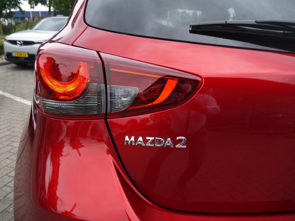Mazda 2