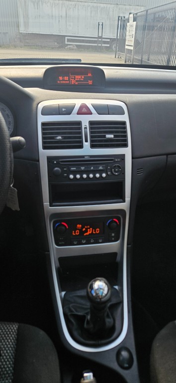 Peugeot 307