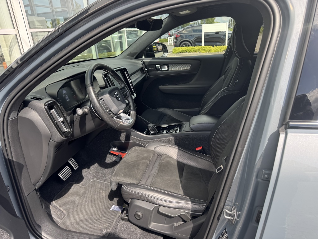 Volvo XC40