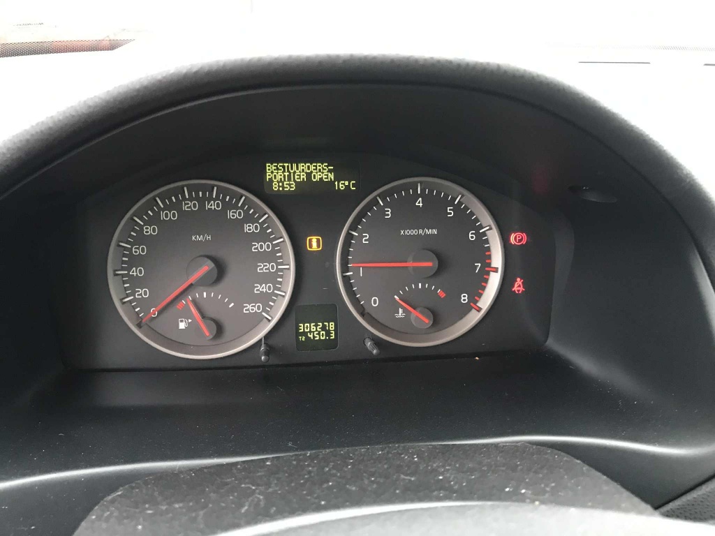 Volvo V50