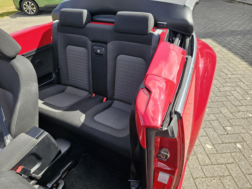 Volkswagen New Beetle
