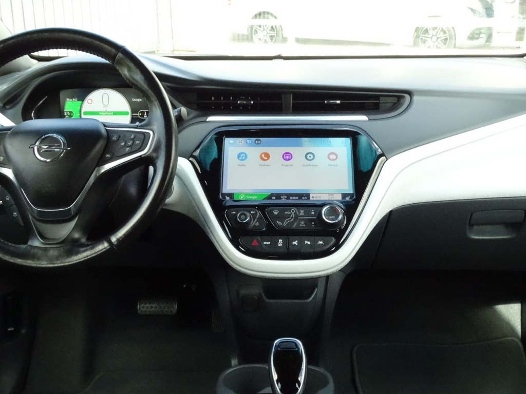 Opel Ampera-e