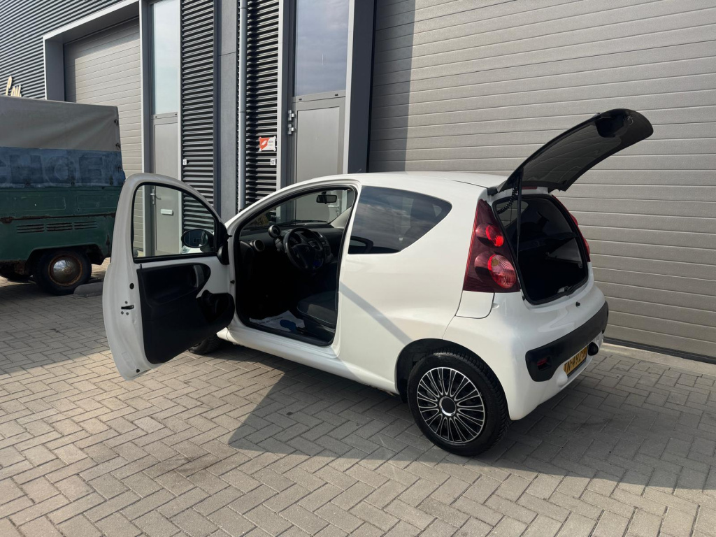 Peugeot 107