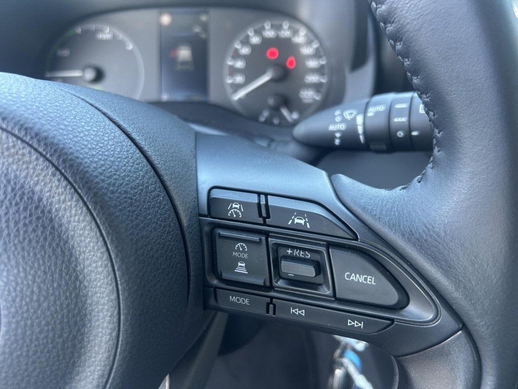 Mazda 2 Hybrid