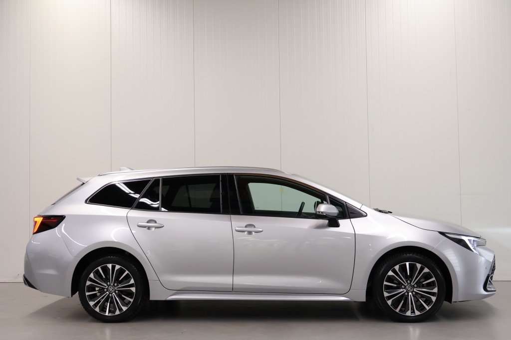Toyota Corolla Touring Sports