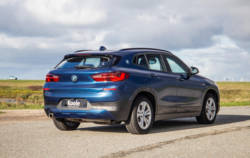 BMW X2