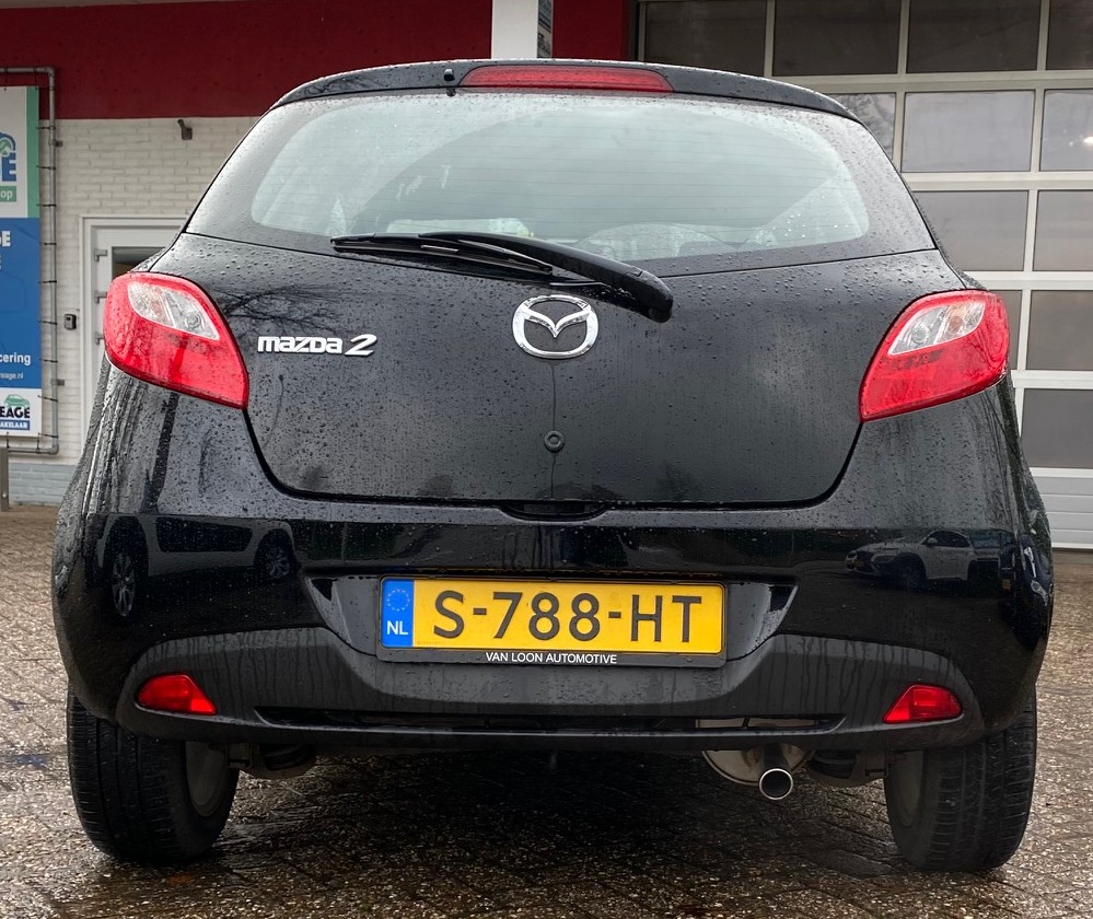 Mazda 2