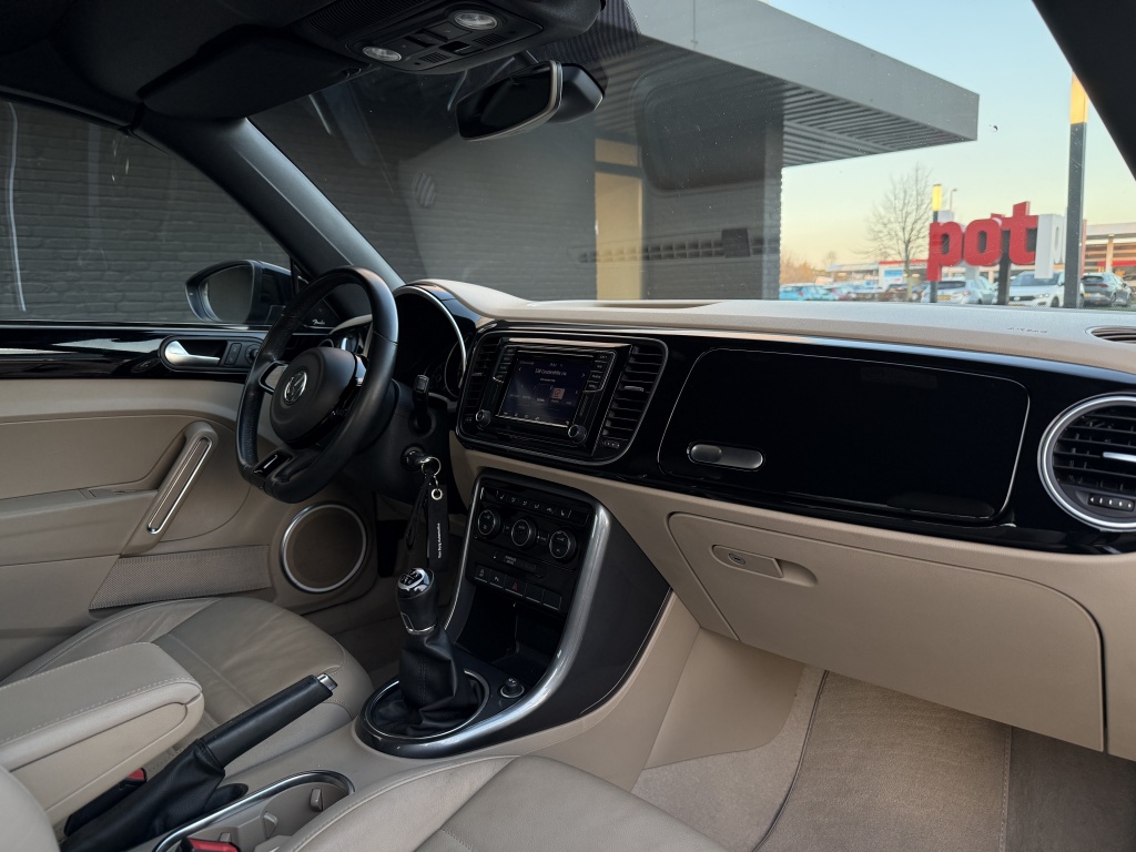 Volkswagen New Beetle