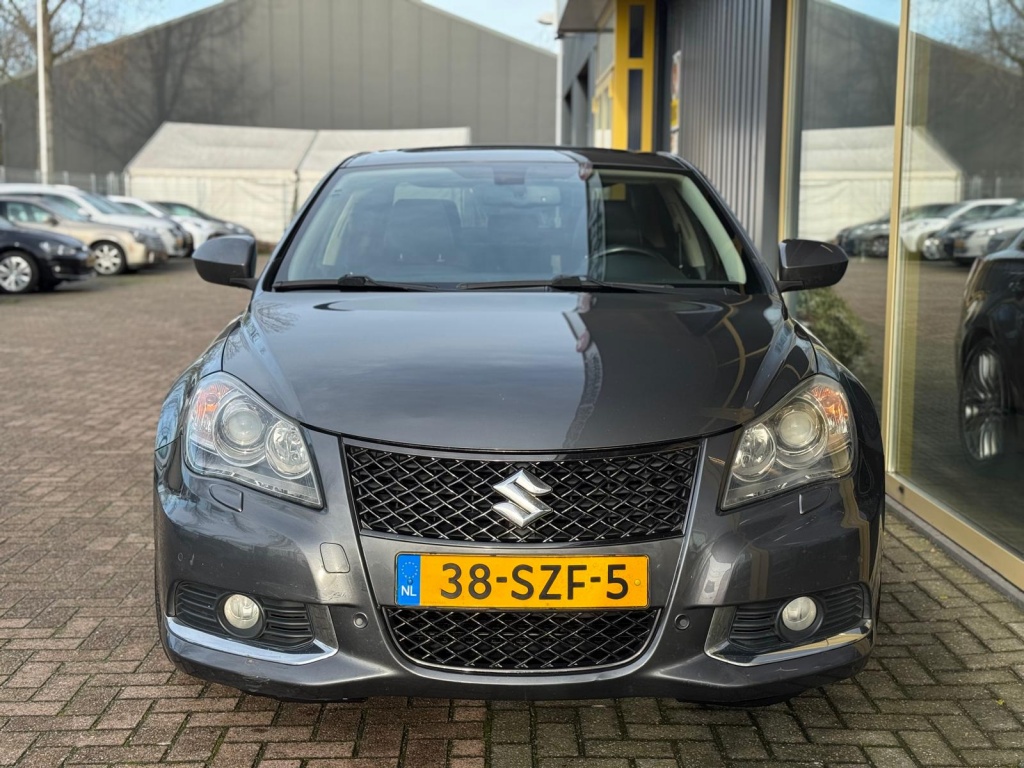 Suzuki Kizashi