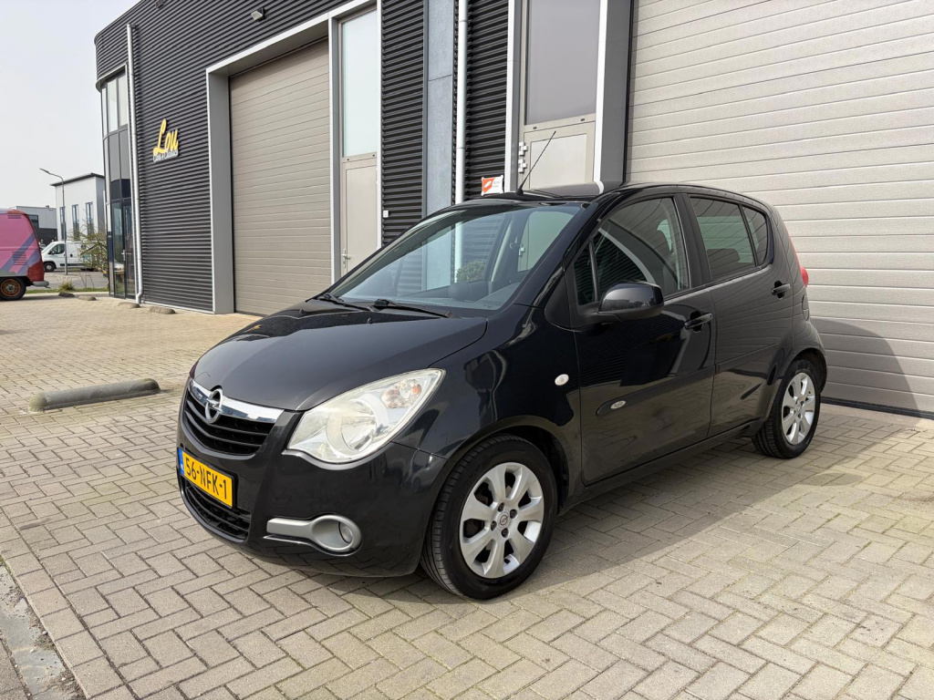 Opel Agila