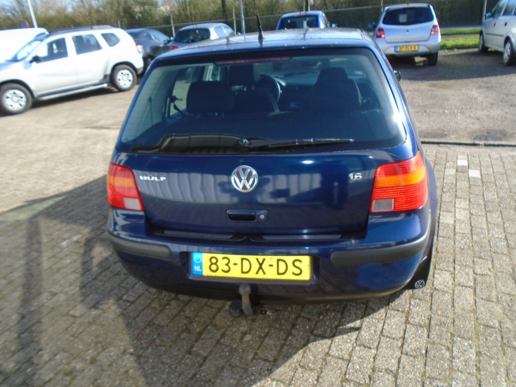 Volkswagen Golf
