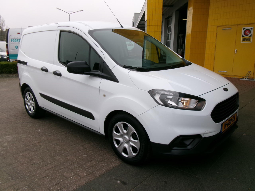 Ford Courier