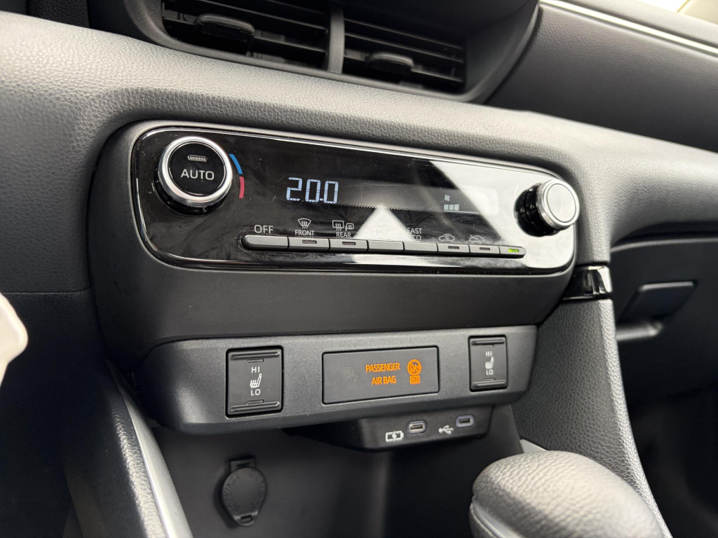 Mazda 2 Hybrid