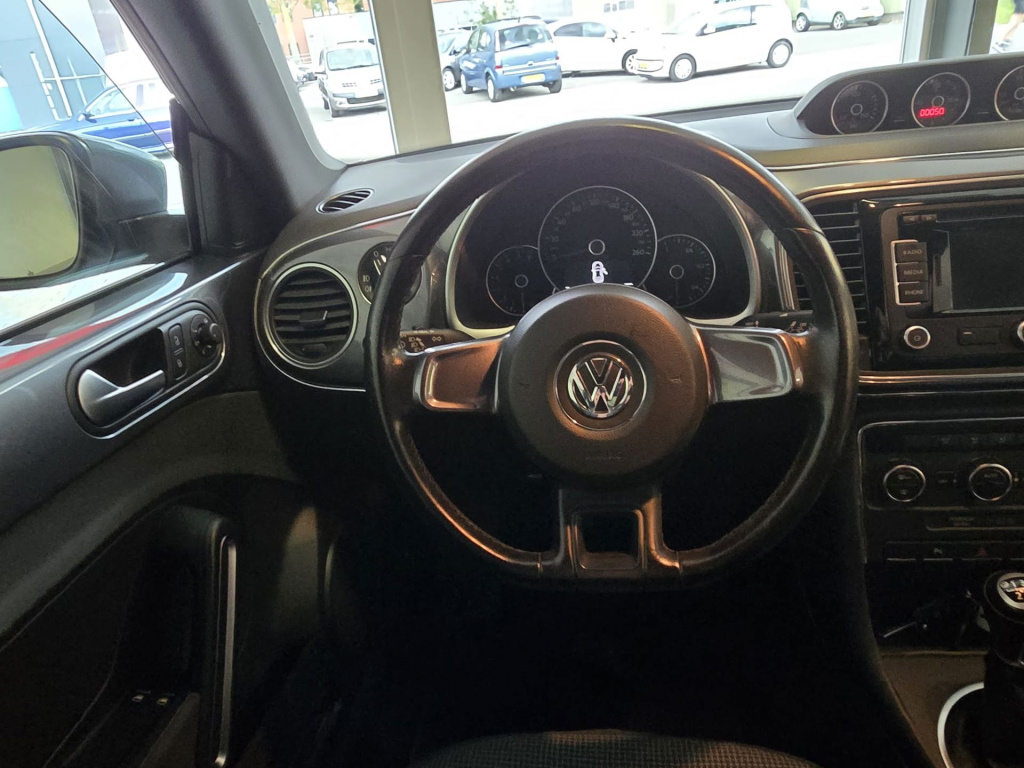 Volkswagen New Beetle