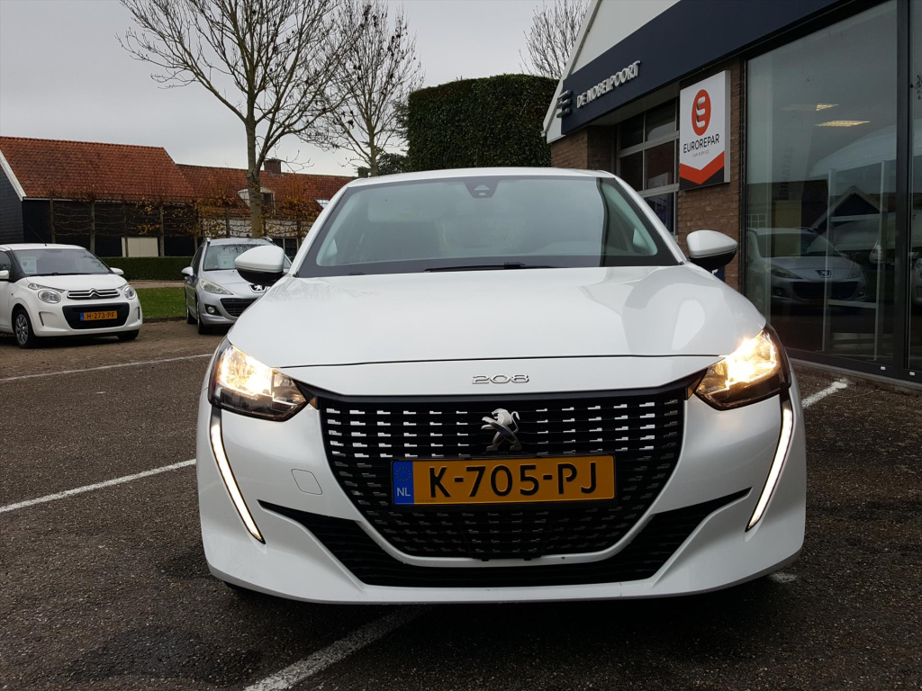 Peugeot 208