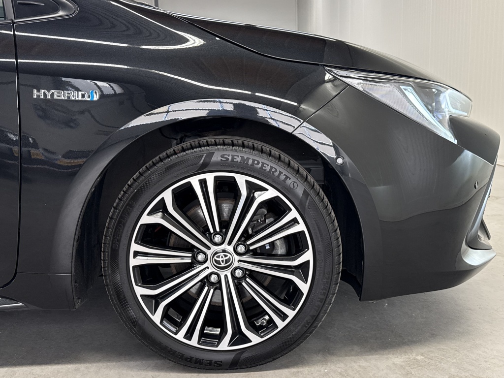 Toyota Corolla Touring Sports