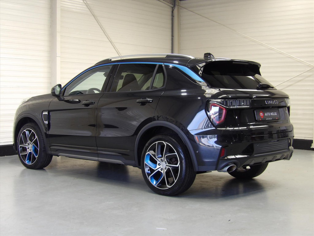 Lynk & Co 01
