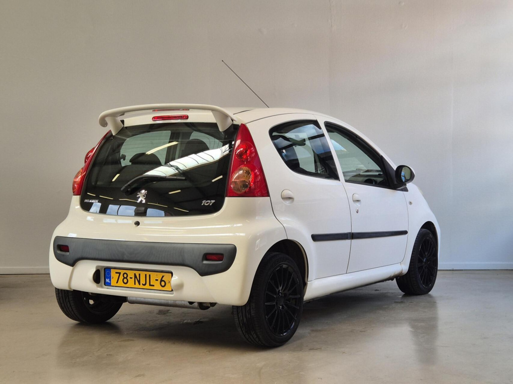 Peugeot 107