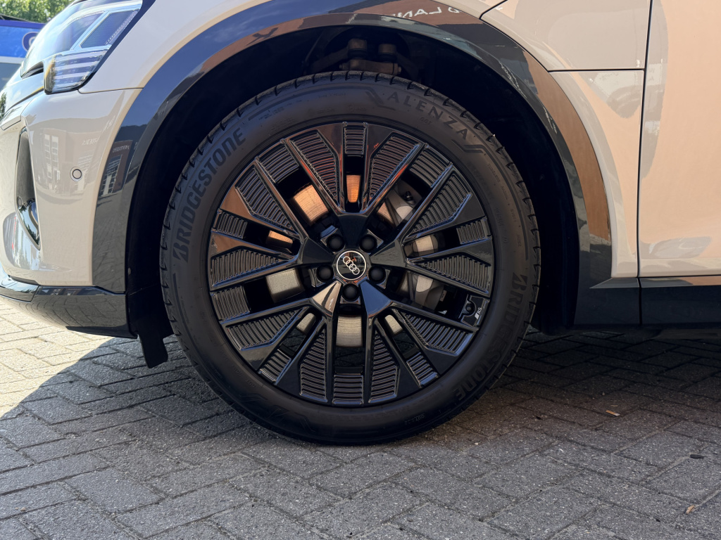 Audi Q8 Sportback E-tron