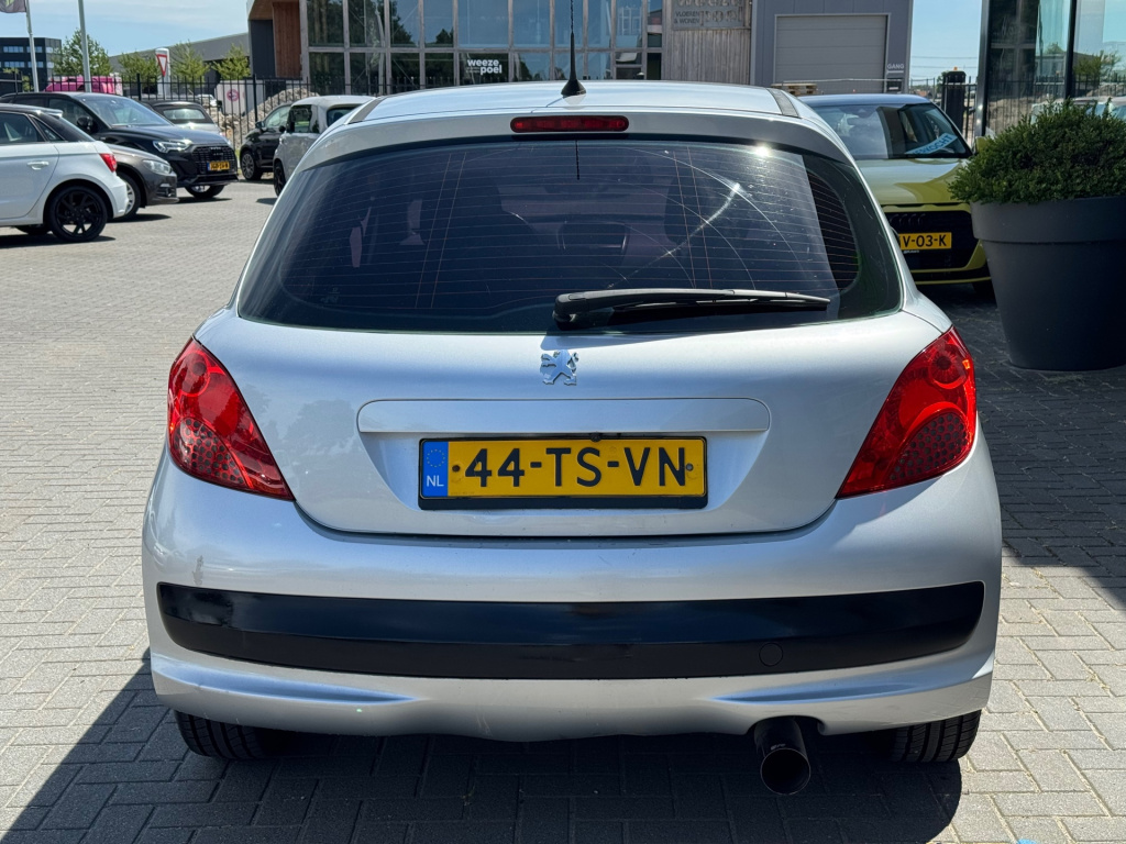 Peugeot 207