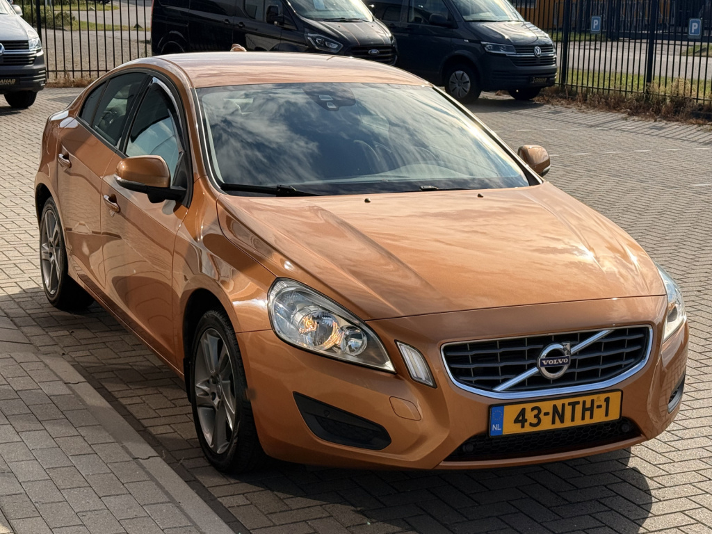 Volvo S60