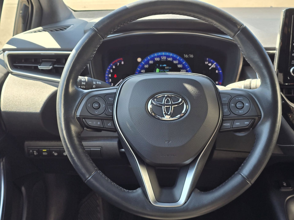 Toyota Corolla Touring Sports