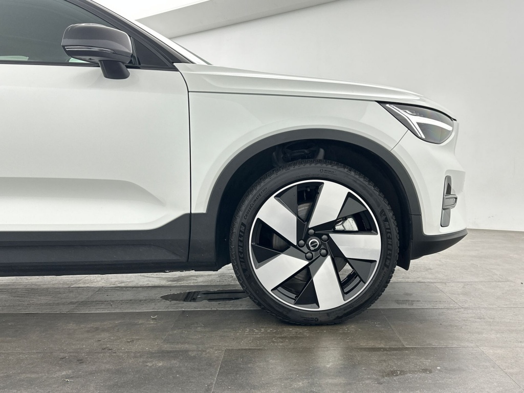 Volvo Ex40