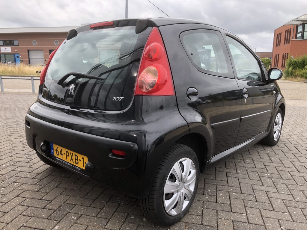 Peugeot 107