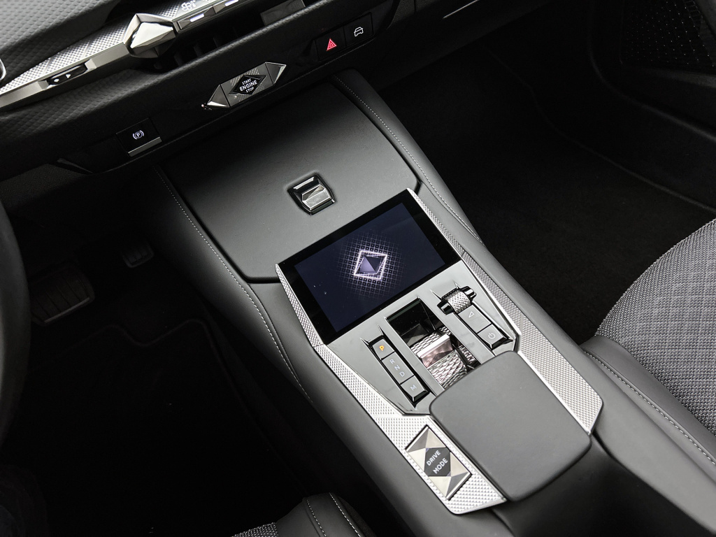 Ds Ds 4
