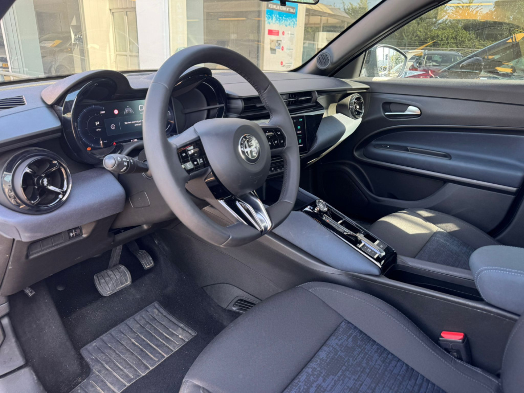 Alfa Romeo Junior