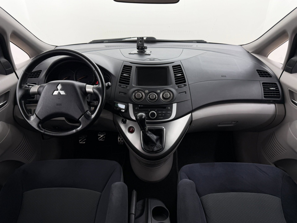 Mitsubishi Grandis