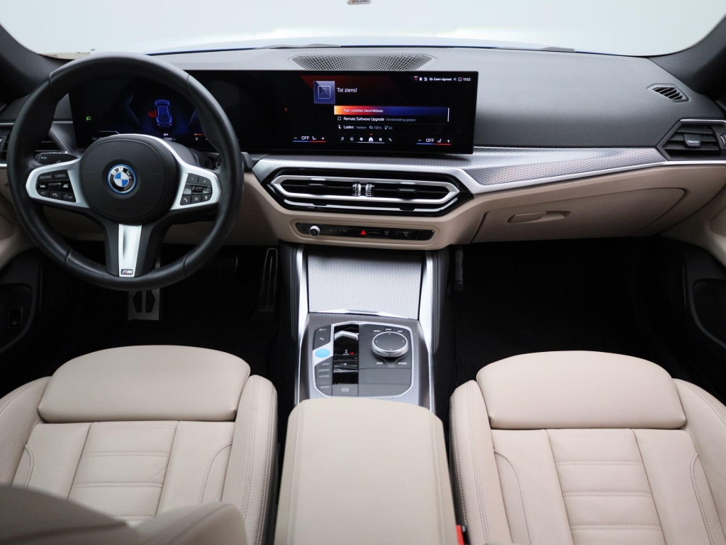 BMW I4