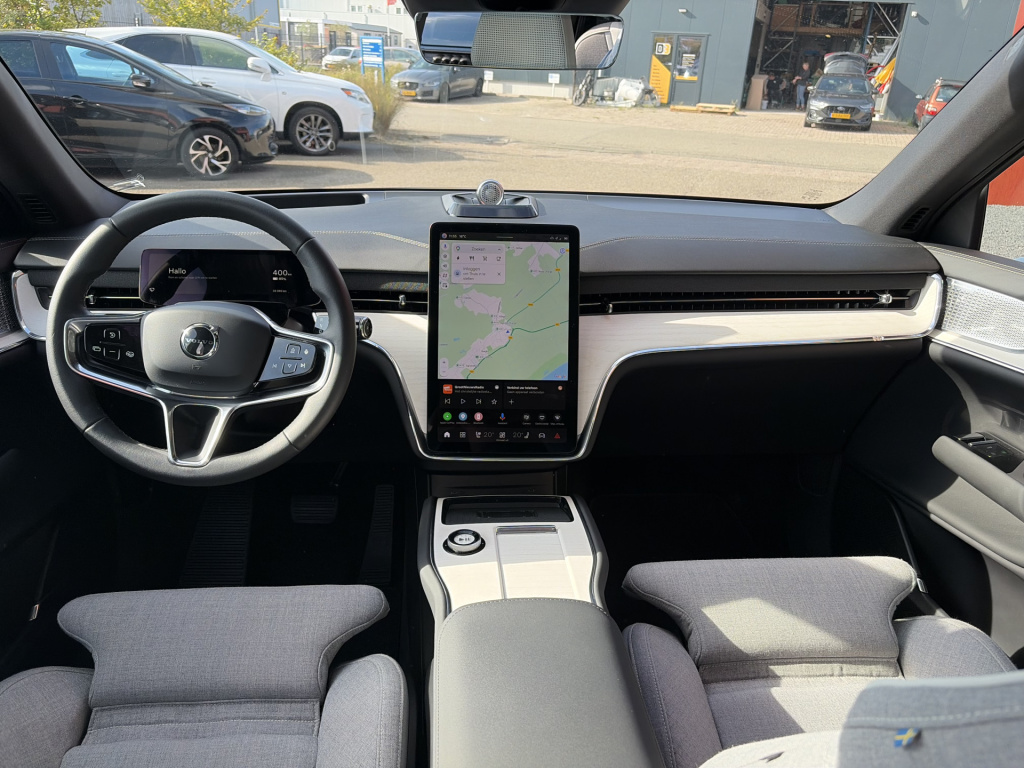 Volvo Ex90