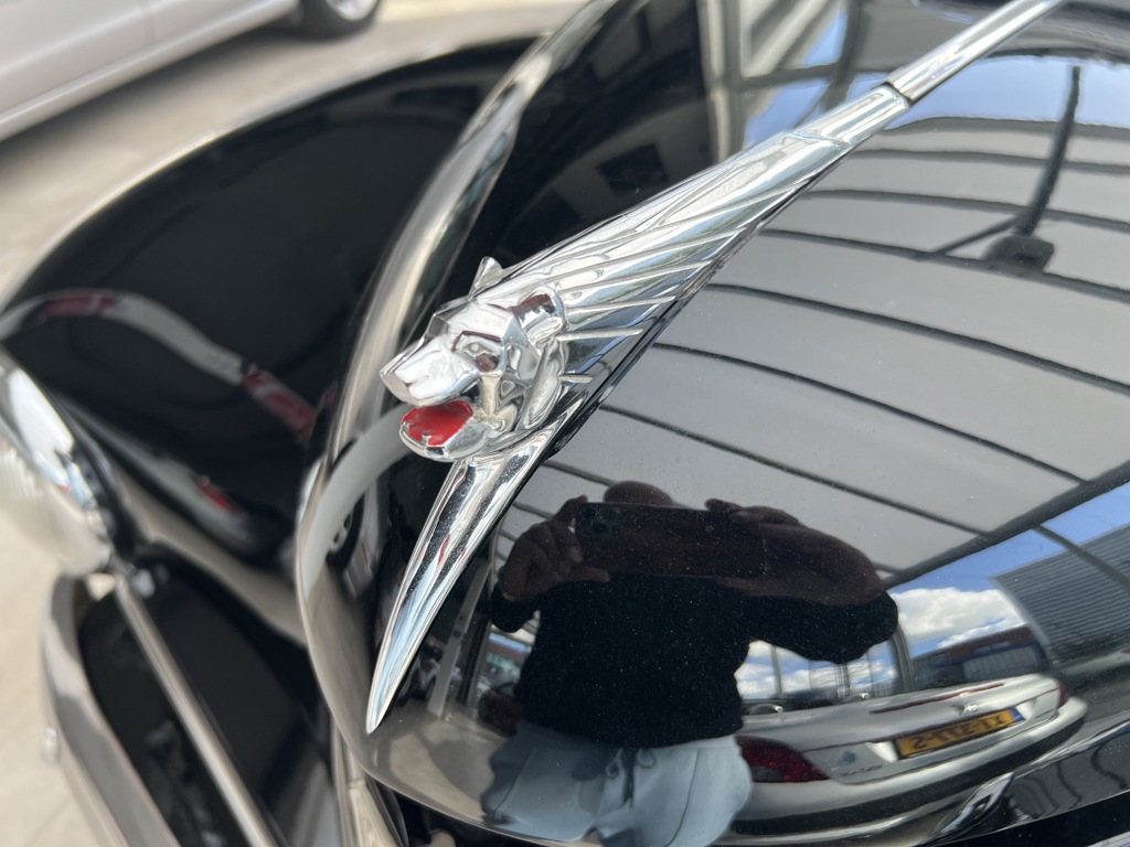 Peugeot 203