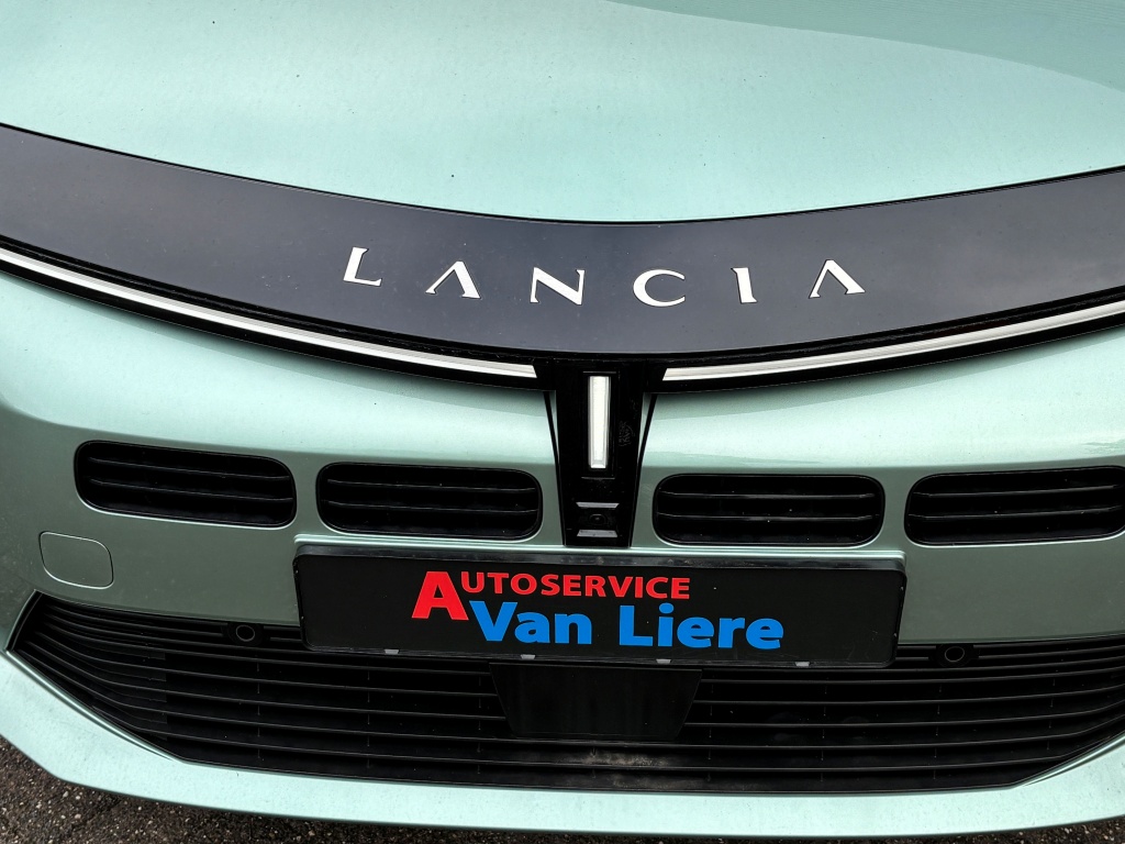 Lancia Y(psilon)