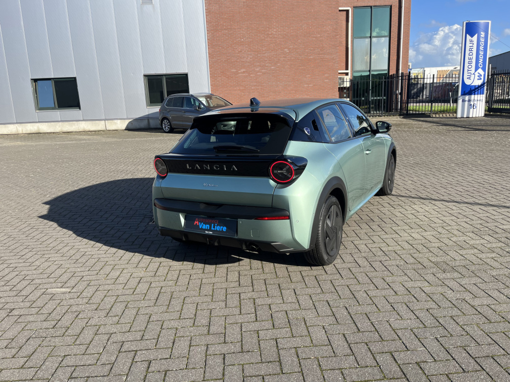 Lancia Y(psilon)