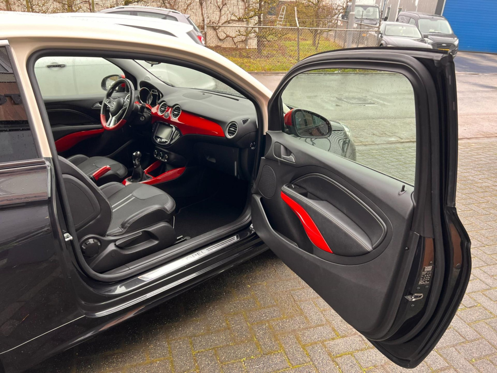 Opel Adam