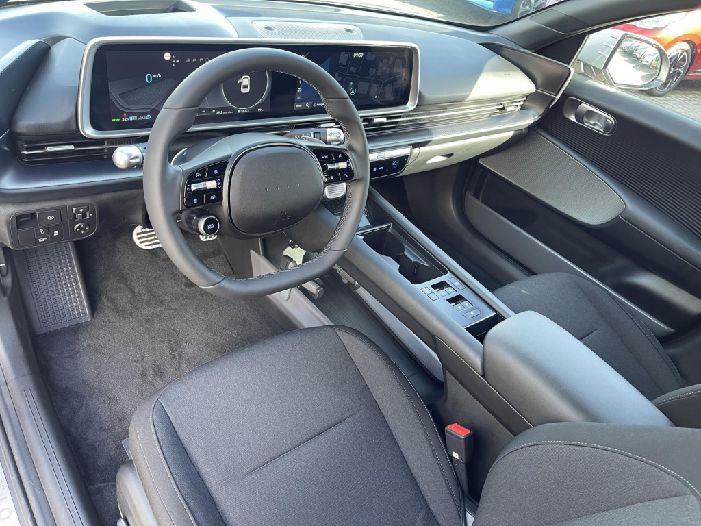 Hyundai Ioniq 6