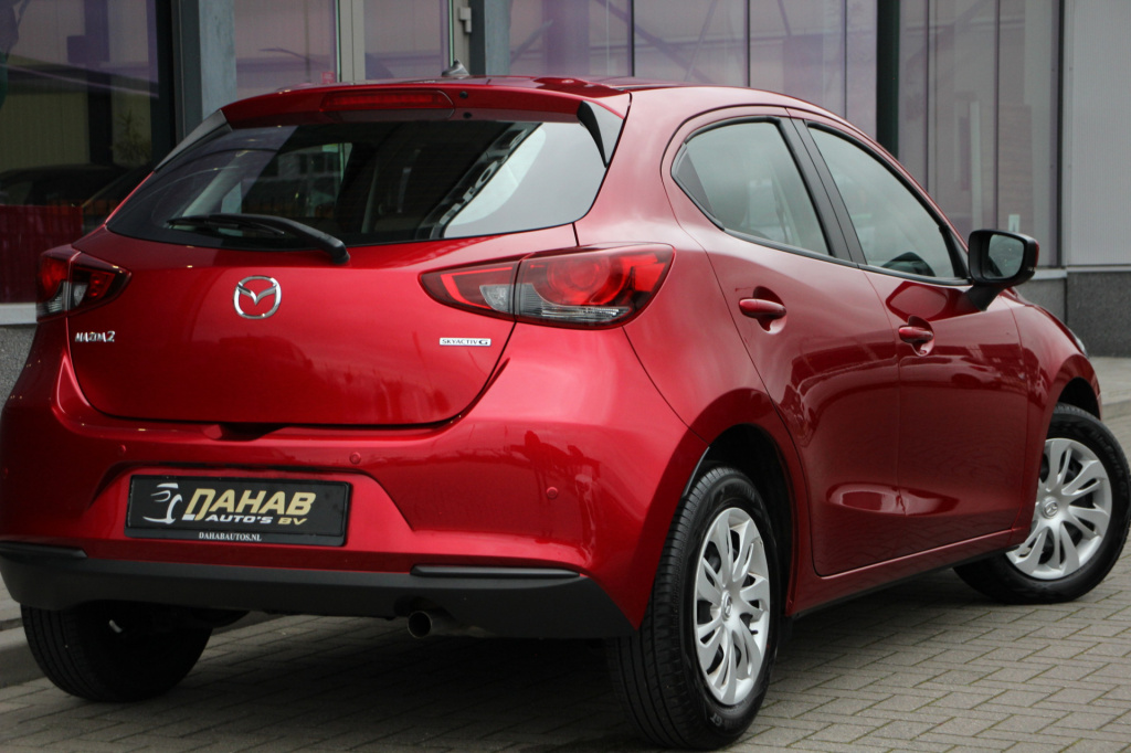 Mazda 2