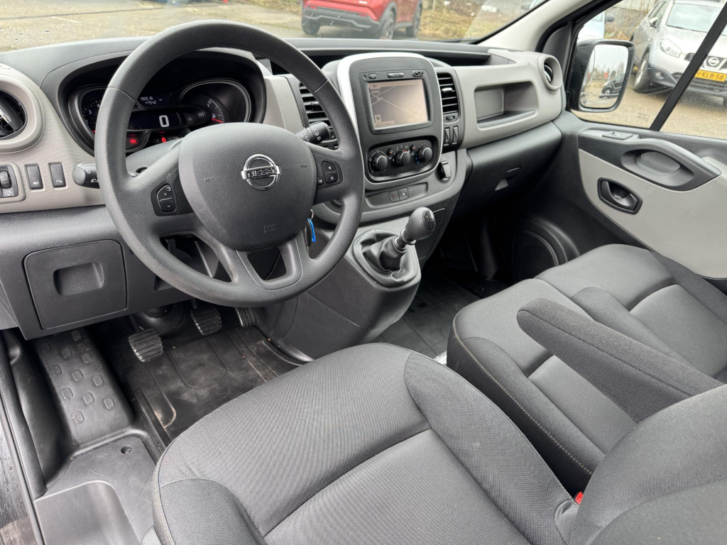 Nissan Nv300